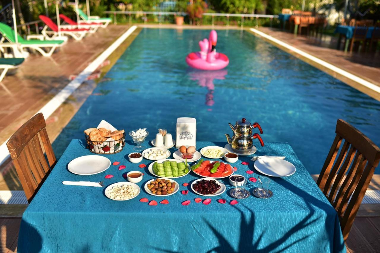 Guentur Hotel & Restaurant Гьочек Екстериор снимка